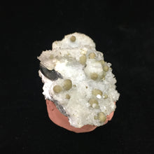 Gyrolite, Apophyllite, Quartz