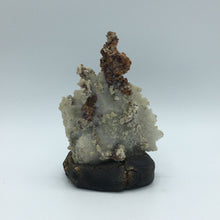 Spinel with Chondrodite